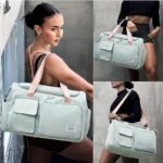 حقيبة رياضية صغيرة للنساء، حقيبة سفر كبيرة الحجم، حقيبة سفر قصيرة مع جيب مخصص للأحذية - الصورة 3