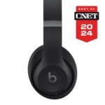 Beats Studio Pro - سماعات رأس لاسلكية فاخرة تغطي الأذن بالكامل - عمر بطارية يصل إلى 40 ساعة، وإلغاء صوتي نشط، وصوت عالي الجودة عبر منفذ USB-C، ومتوافقة مع أجهزة Apple وAndroid - أسود تفضل بزيارة متجر Beats - الصورة 2
